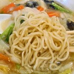 Chinese Crapaud - 「麺ランチ（大盛り）」のえびあんかけ麺