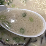 博多天神 - 都内一のコクと濃度のスープ！！