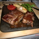 ブラッスリーオザミ - 溶岩プレート焼きの和牛