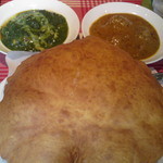 アジャンタ - サーグチキン＆マトン、バトゥーラセット