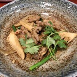 大衆中遊華食堂 八戒 - ラム肉の中華スパイス炒め ハーフサイズ