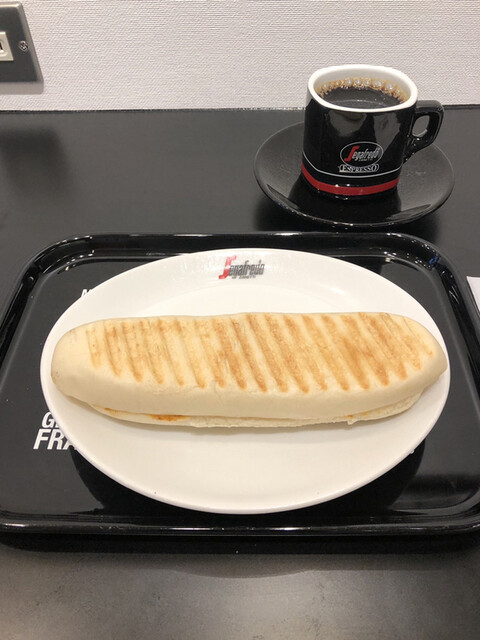 セガフレード ザネッティ エスプレッソ 仙台トラストシティ店 Segafredo Zanetti Espresso あおば通 カフェ 食べログ