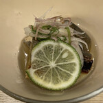 Konishi Zushi - 子持ち焼き鮎南蛮漬け♬︎
                        お出汁の風味と酸味が絶妙♡
                        薬味がまた合うこと...♪*ﾟ
                        