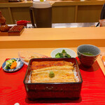 やまのい - 美しいカウンター席