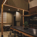 ショウズ スシバー＆ダイニング - 