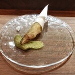 セルサルサーレ - 鮎のフリット グリーンオリーブと大葉 アボカドのソース