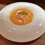 セルサルサーレ - ネクタリンとパプリカ セミドライトマトのガスパチョ ローズマリーの香り