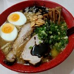 支那そば こてつ - 黒忍者950円