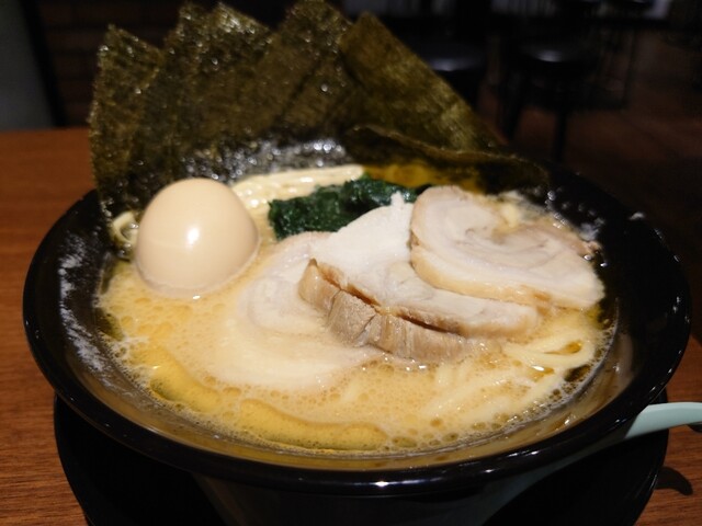 栄ドンキのイタリアンの中にあるラーメン屋 By Sakur776 横浜家系ラーメン こめよし家 栄店 栄 名古屋 ラーメン 食べログ