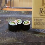 寿司割烹 魚紋 - 小鰭。つまみ。