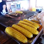 浜茶屋 - 焼きトウモロコシ
