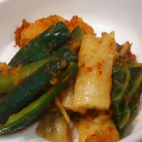モランボン本店 - 顔色の悪いキムチの盛り合わせ