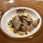 セルサルサーレ - とうもろこしのリゾット サルシッチャ オニオンフライ ケール トリュフ