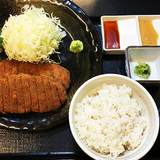 牛かつもと村_2