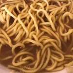 吉田家ラーメン - 麺アップ