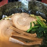 吉田家ラーメン - 具材アップ