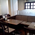 スプーンハウス - 中央のテーブル