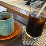 Miyake Kyuu Kounoiketei Omoteya - 温かいお茶あり