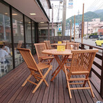 しあわせ中華そば食堂 にこり - テラス席