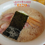 しあわせ中華そば食堂 にこり - 背脂中華そば