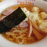 しあわせ中華そば食堂 にこり - わんたん中華そば