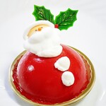 フロプレステージュ - 料理写真:サンタの苺ドームケーキ547円外税ｗ