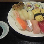 Sushi Marukou - 寿司バイキング１，０５０円です。