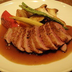 クレメンティア - 鴨肉のローストです。