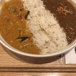 Soup Stock Tokyo - 2色のカレー