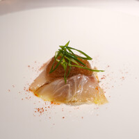 ベッラ・ヴィスタ - 真鯛の燻製カルパッチョ