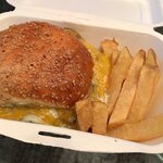 Hyoe's Burgers+Fries - BBQチーズバーガー 1200円