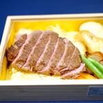 PENTHOUSE GINZA hanare: - ゲキ旨、米沢牛ヒレステーキ弁当