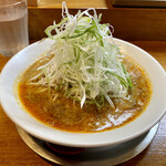 さんくるげ - たんたん麺 800円 ネギ 150円