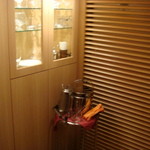 グリル モリタ - 落ち着いた店内