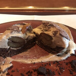 レストラン マノワ - ムニュールミエール５８０８円 。和栗の球体モンブラン。ヴァローナチョコと栗、モンブラン地と濃厚の固まりです（╹◡╹）（╹◡╹）