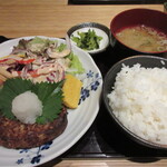 まぼろし海鮮 陸奥 - おろしそハンバーグ弁当　700円（税込）