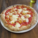 イゾラ スメラルダ - ピッツァ：ガンベレッティ