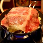 Nikunabe Shabushabu Zeronikyuubanchi - 和牛鉄板すき焼き(税込1,000円)