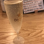 浅沼商店 - 樽生スパークリングワイン400円