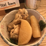 Asanuma Shouten - 手羽と大根の煮物500円