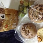 シェ・リュイ - 手ごね食パン、葡萄パン、シナモンロール、抹茶ベニエ、代官山ラスク