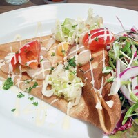 カンティネッタバズ - lunch;半熟卵を包んだそば粉ガレット〜小海老と高原キャベツのマリネ、トマト　マヨネーズソース
                    2020/09/18訪問