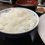 Chuuka Korou - 定食のご飯の量はこれくらい