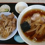 昇龍 - 肉丼セット￥750