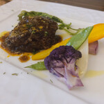 ヴィア トスカネッラ - スペシャリティ＂牛ホホ肉の赤ワイン煮込み＂