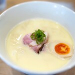 らーめんMAIKAGURA - 鶏白湯880円