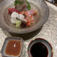 日本料理 とくを - お造り(ハモ、マグロ中トロ、鯛の昆布〆、クルマエビ、琵琶湖産ニジマス)