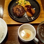 バーグラボ - 日替りランチ ハンバーグとヒレカツ ￥858(税込)