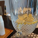 氷菓子屋KOMARU - レモン水