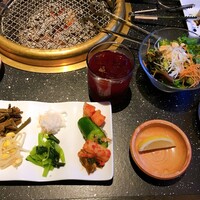 焼肉 べこ亭 たまプラーザ本店 - 